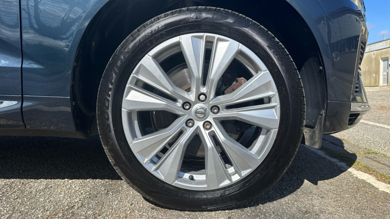 Volvo XC60 2.0 T8 [455] RC PHEV Ultimate Dark 5dr AWD Gtron Estate